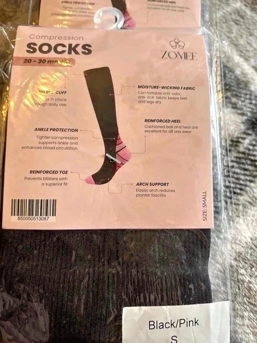 ZOMEE Compression Socks Black & Pink Small NWT 3 packs 20
$37 each retail